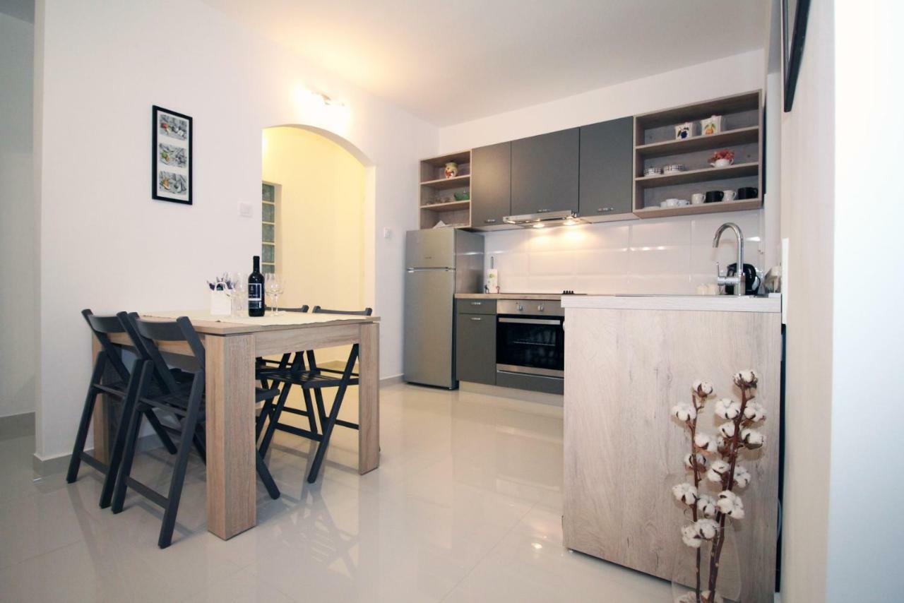 Doleco Apartment Opatija Exterior photo