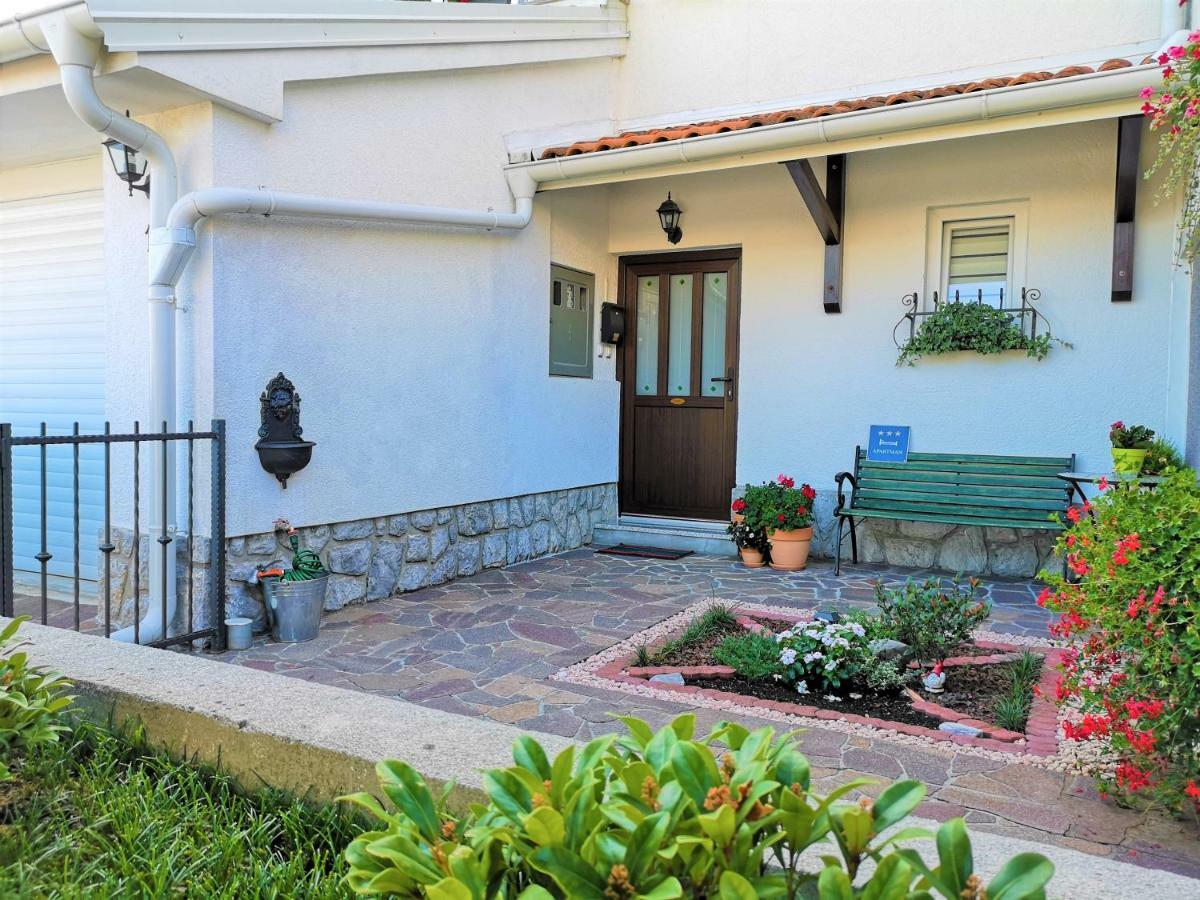 Doleco Apartment Opatija Exterior photo
